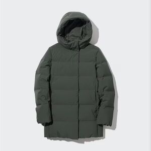 Uniqlo Green Hooded Puffer Jacket